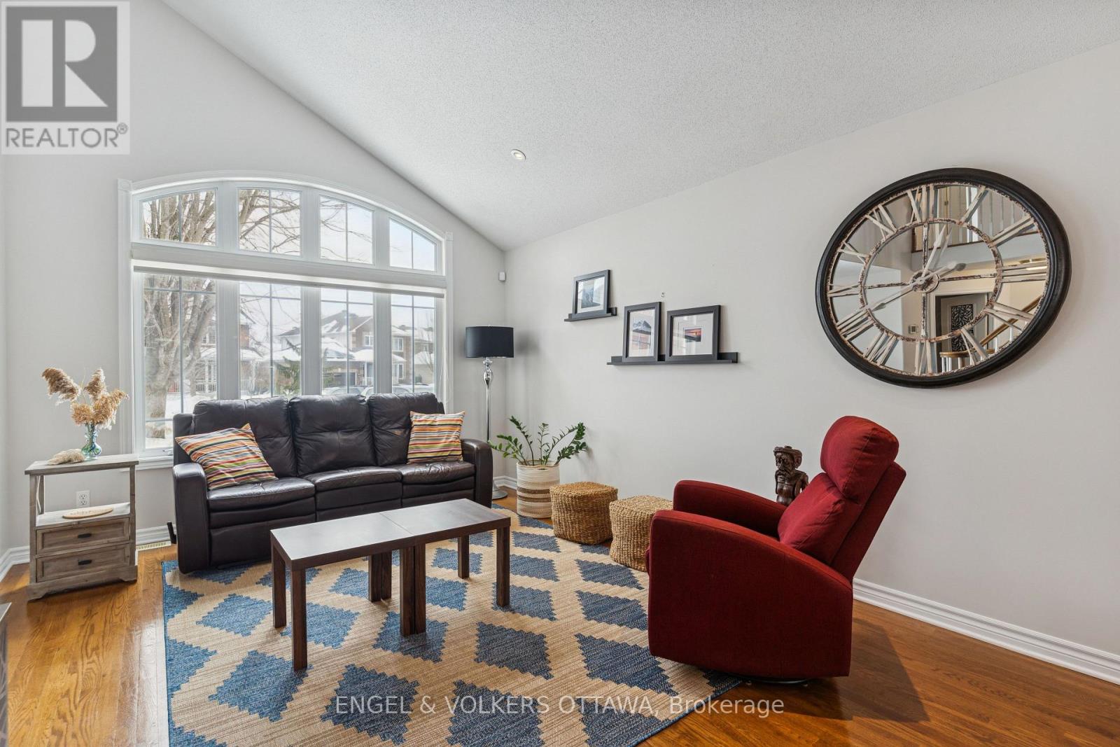 76 Frontenac Boulevard