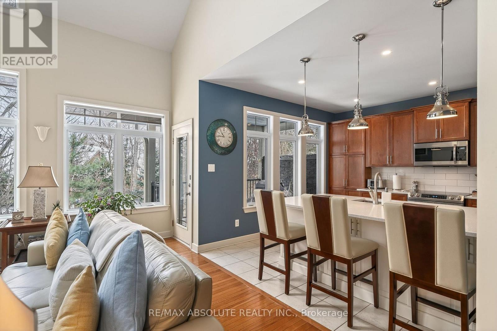 31 Marsh Sparrow Private