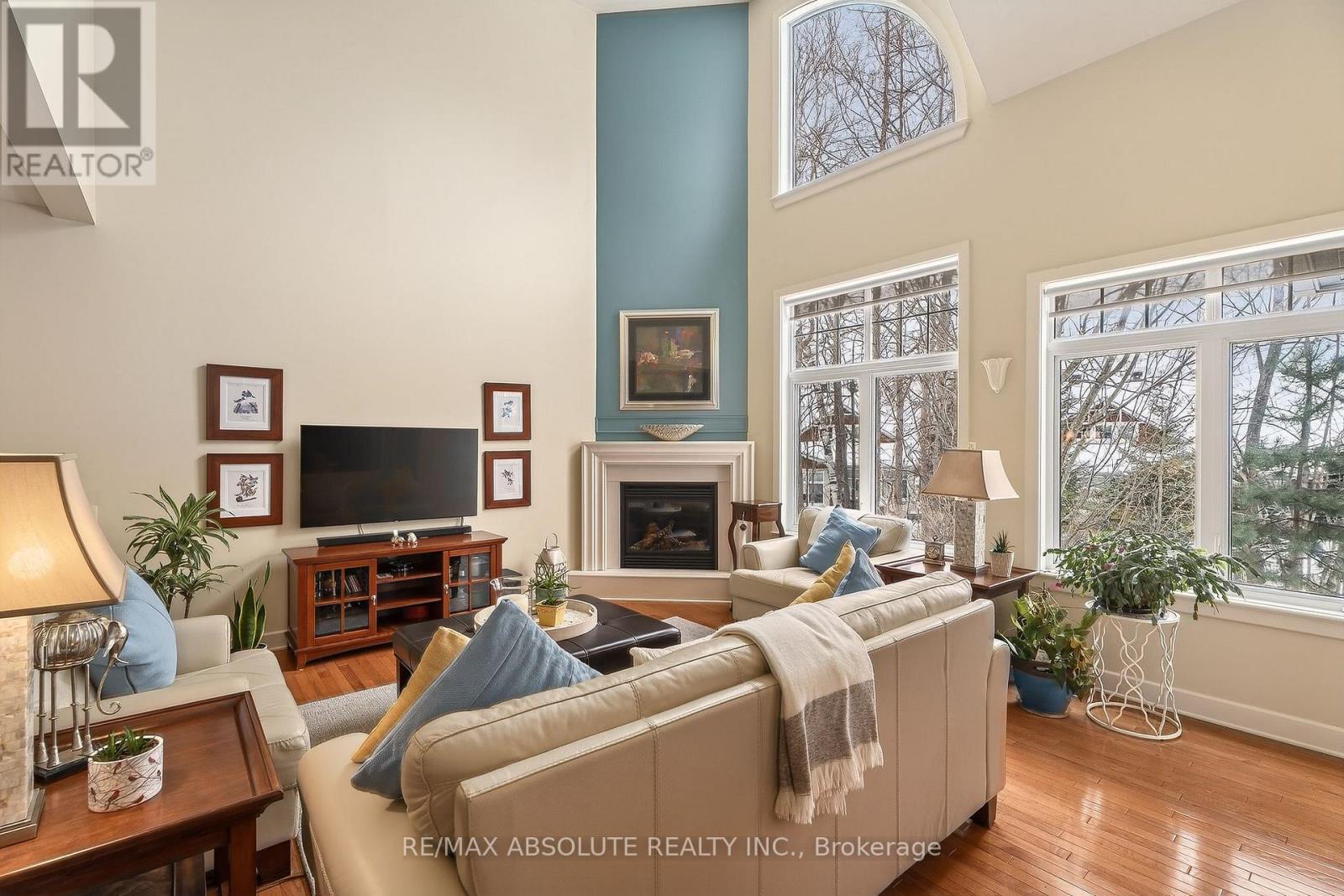 31 Marsh Sparrow Private