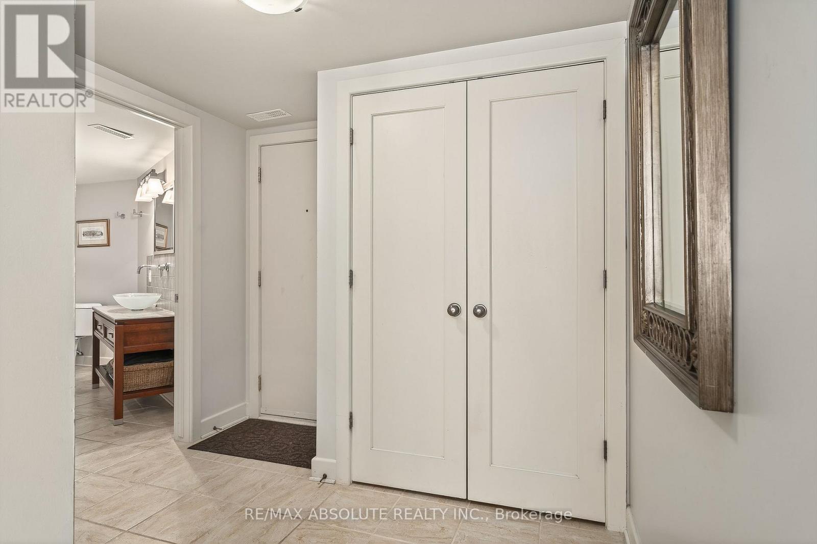 31 Marsh Sparrow Private