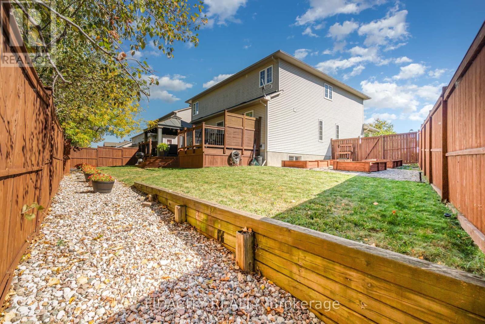 50 Sirocco Crescent