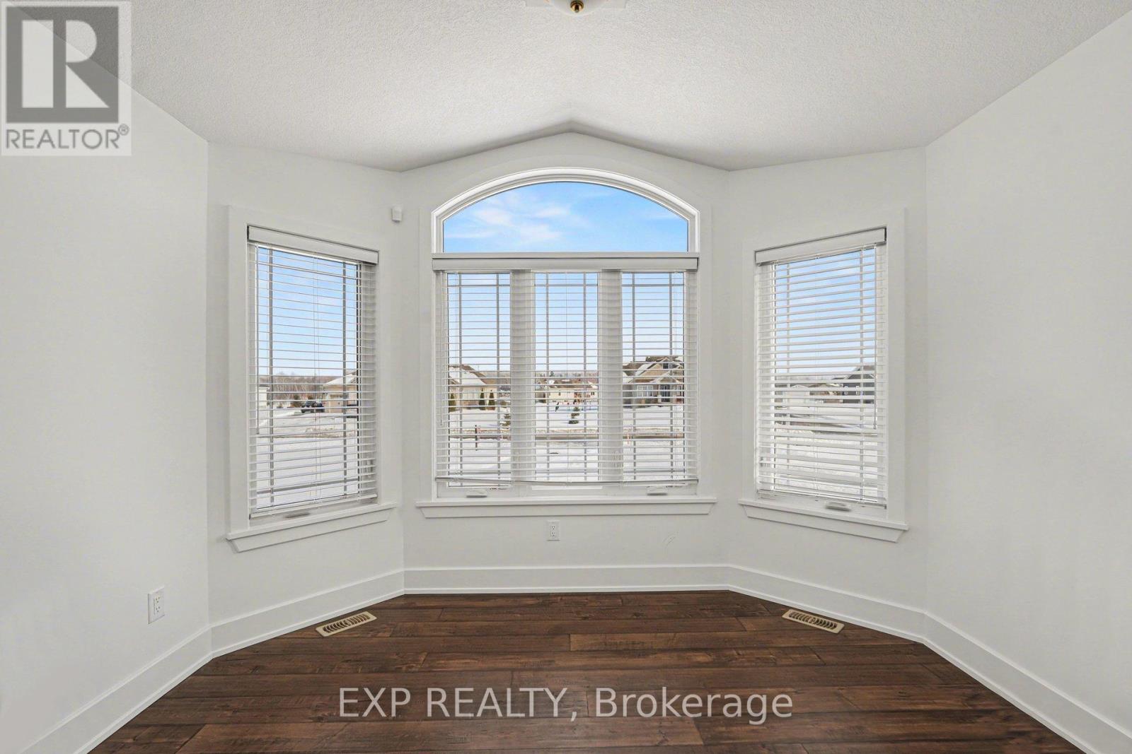 3512 Crosswind Crescent