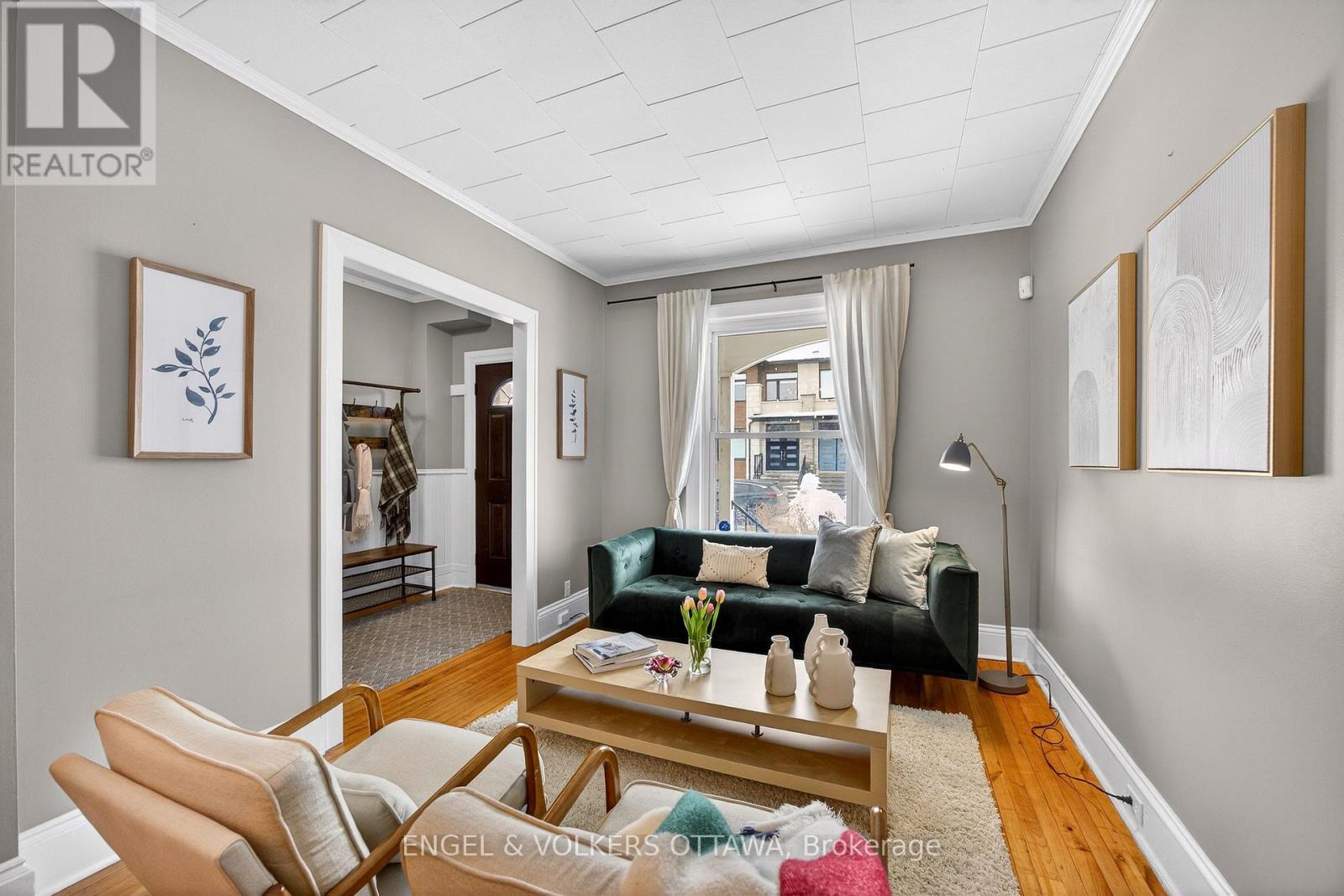 27 King George Street