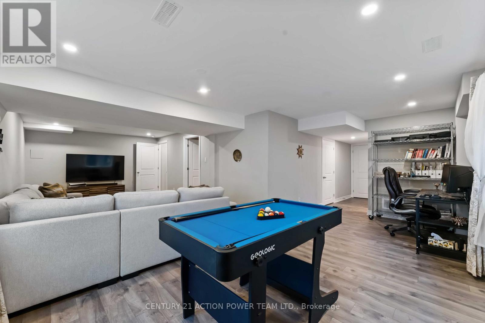 54 Malachigan Crescent