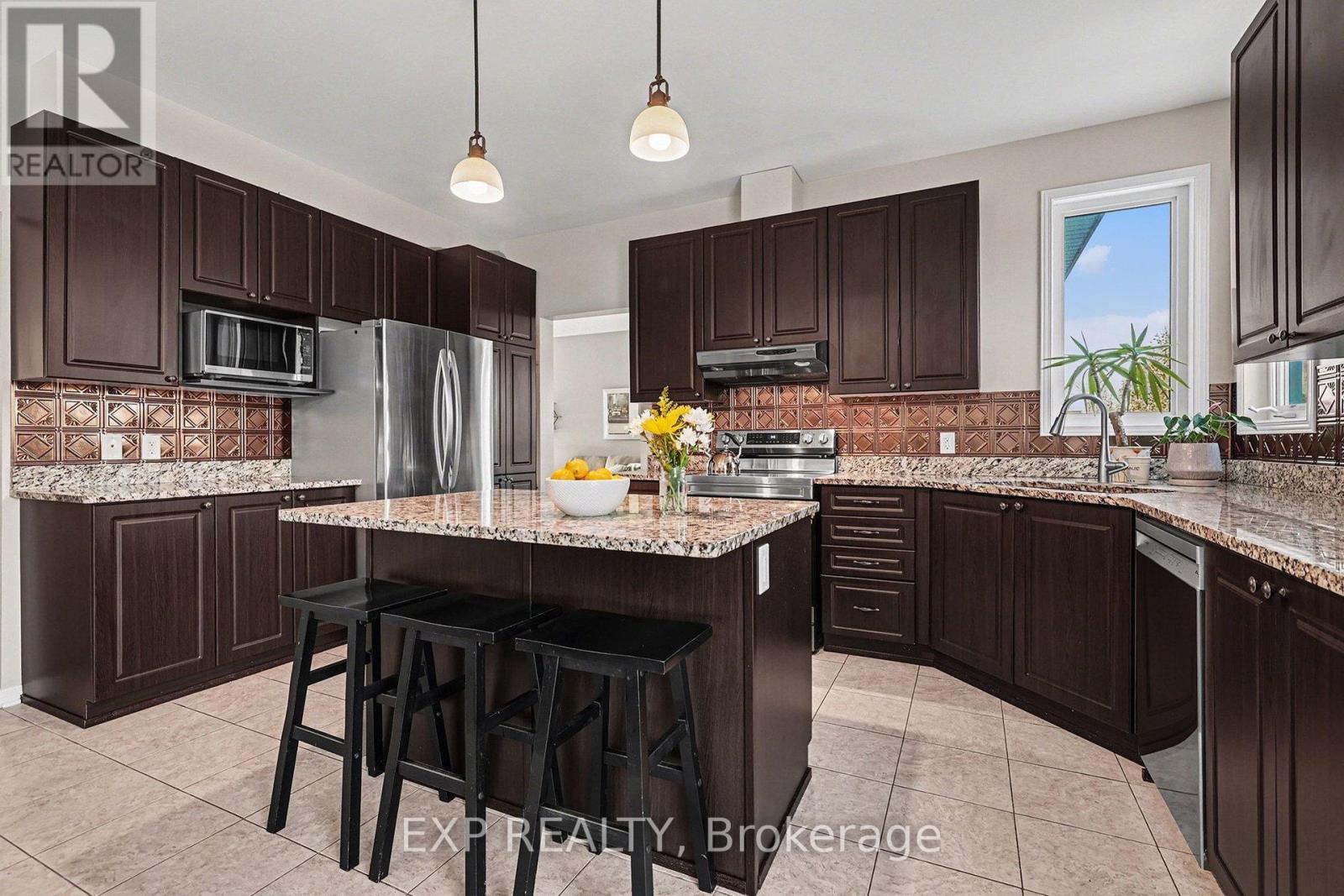 39 White Tail Drive N