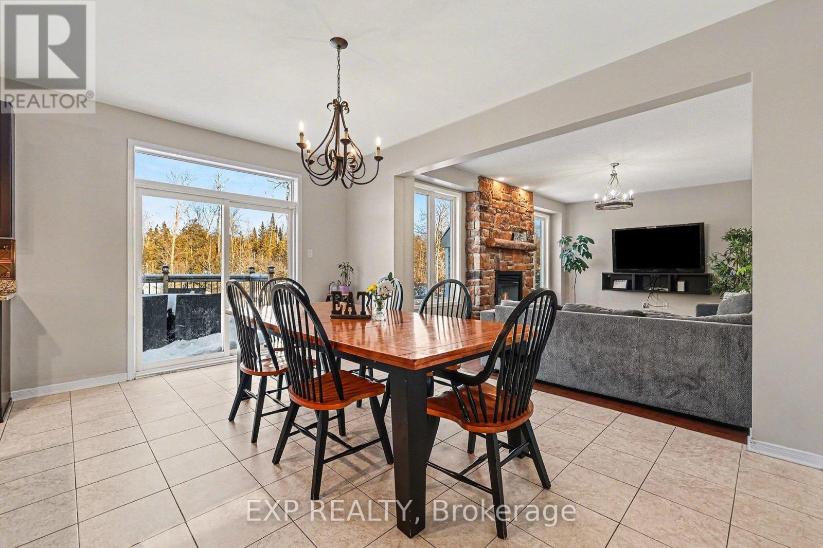 39 White Tail Drive N