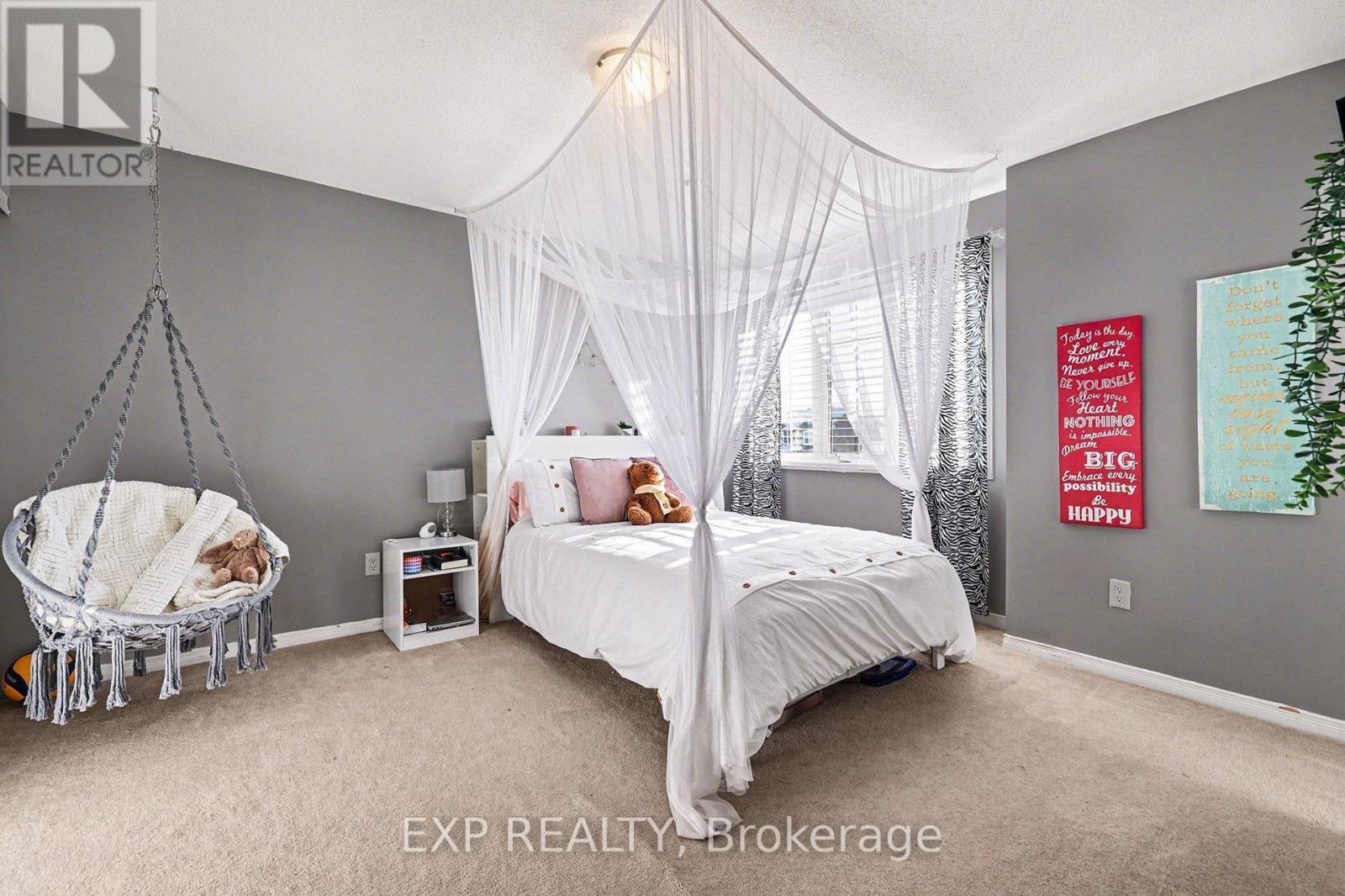 39 White Tail Drive N