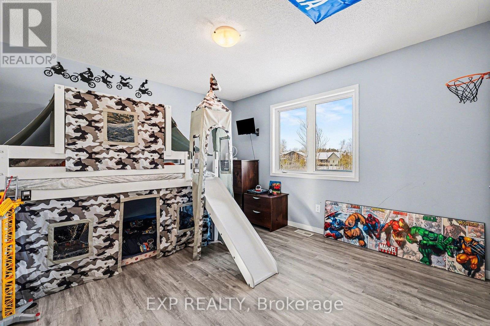 39 White Tail Drive N