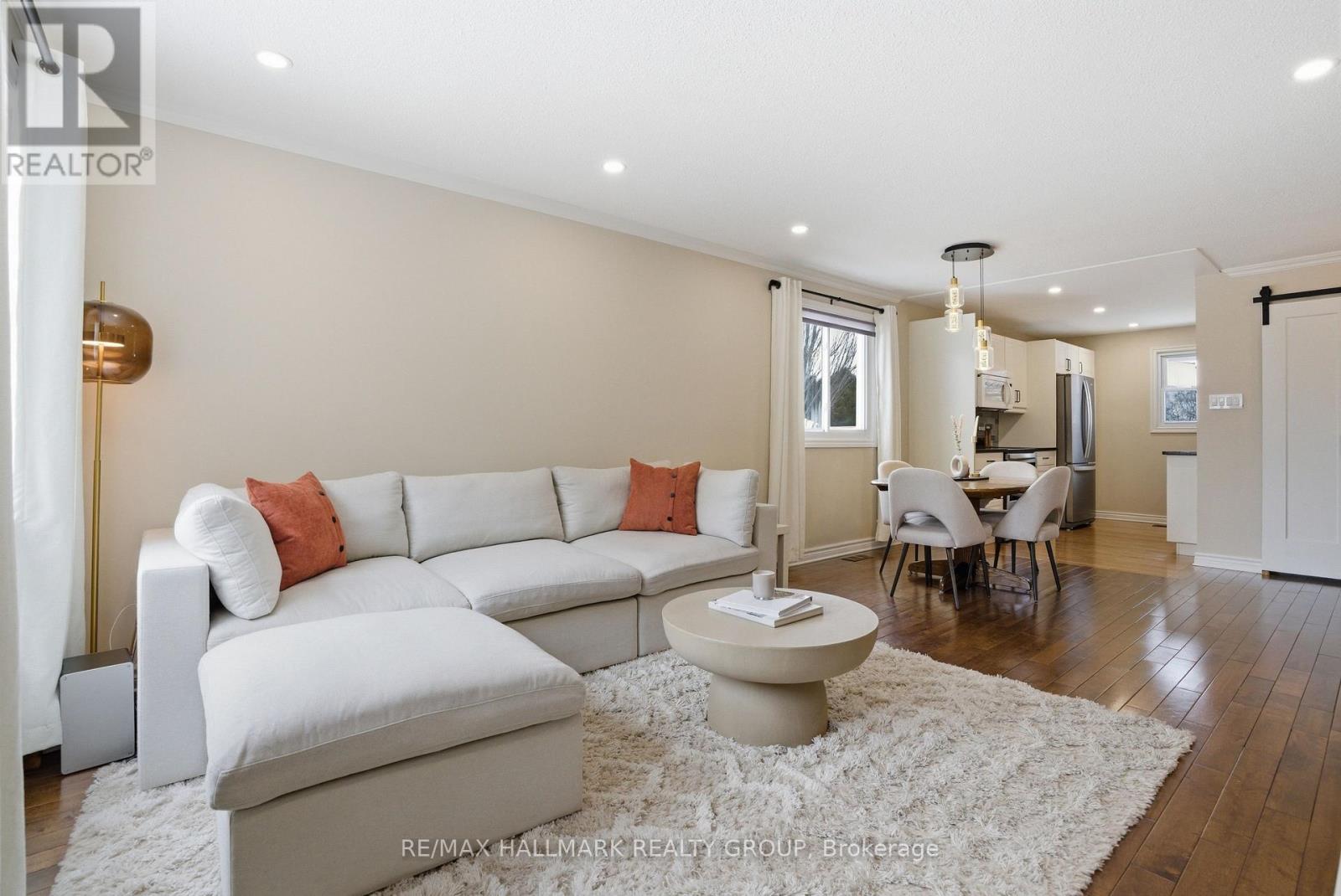 24 Binscarth Crescent