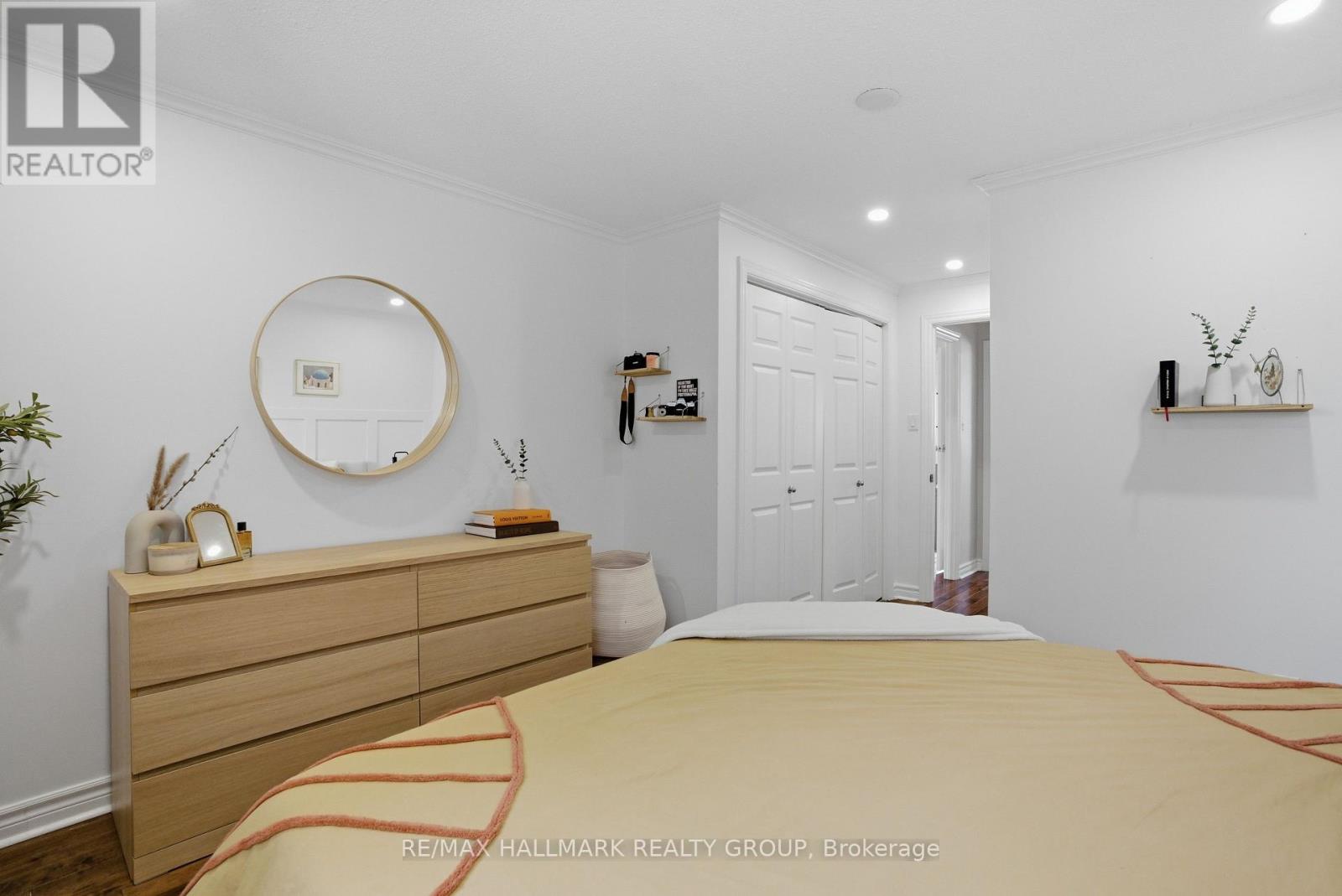 24 Binscarth Crescent