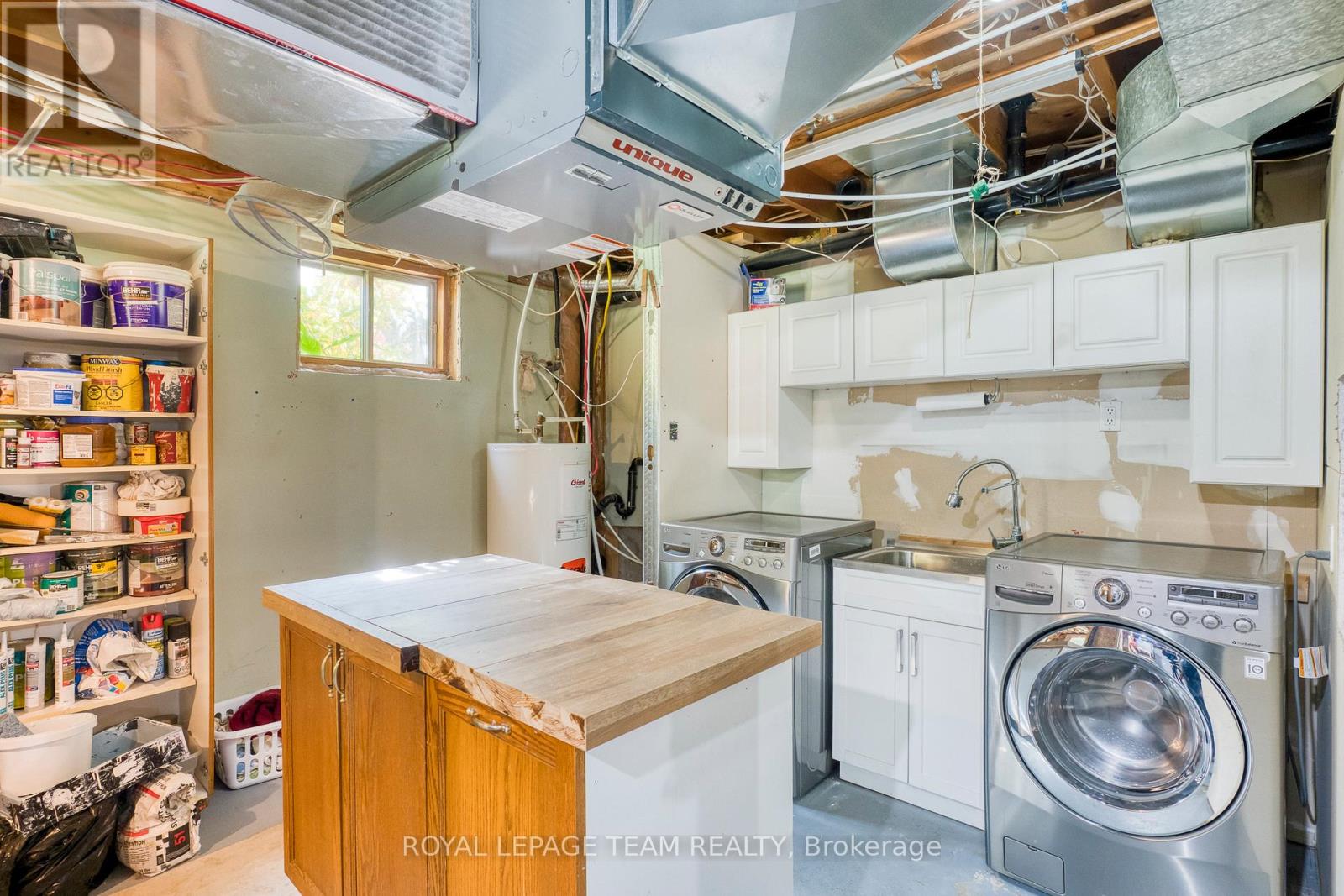 2819 Lanark 8c Concession