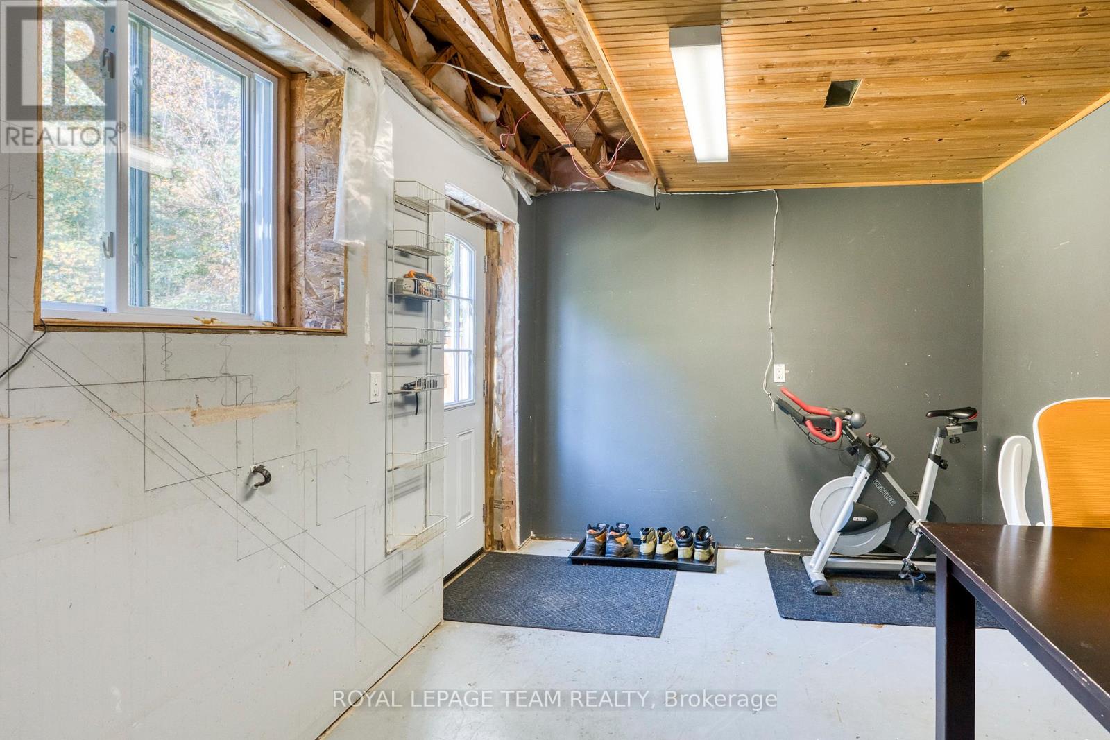 2819 Lanark 8c Concession