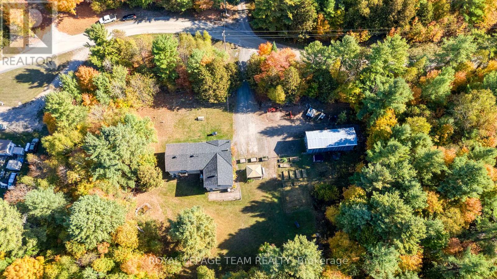 2819 Lanark 8c Concession