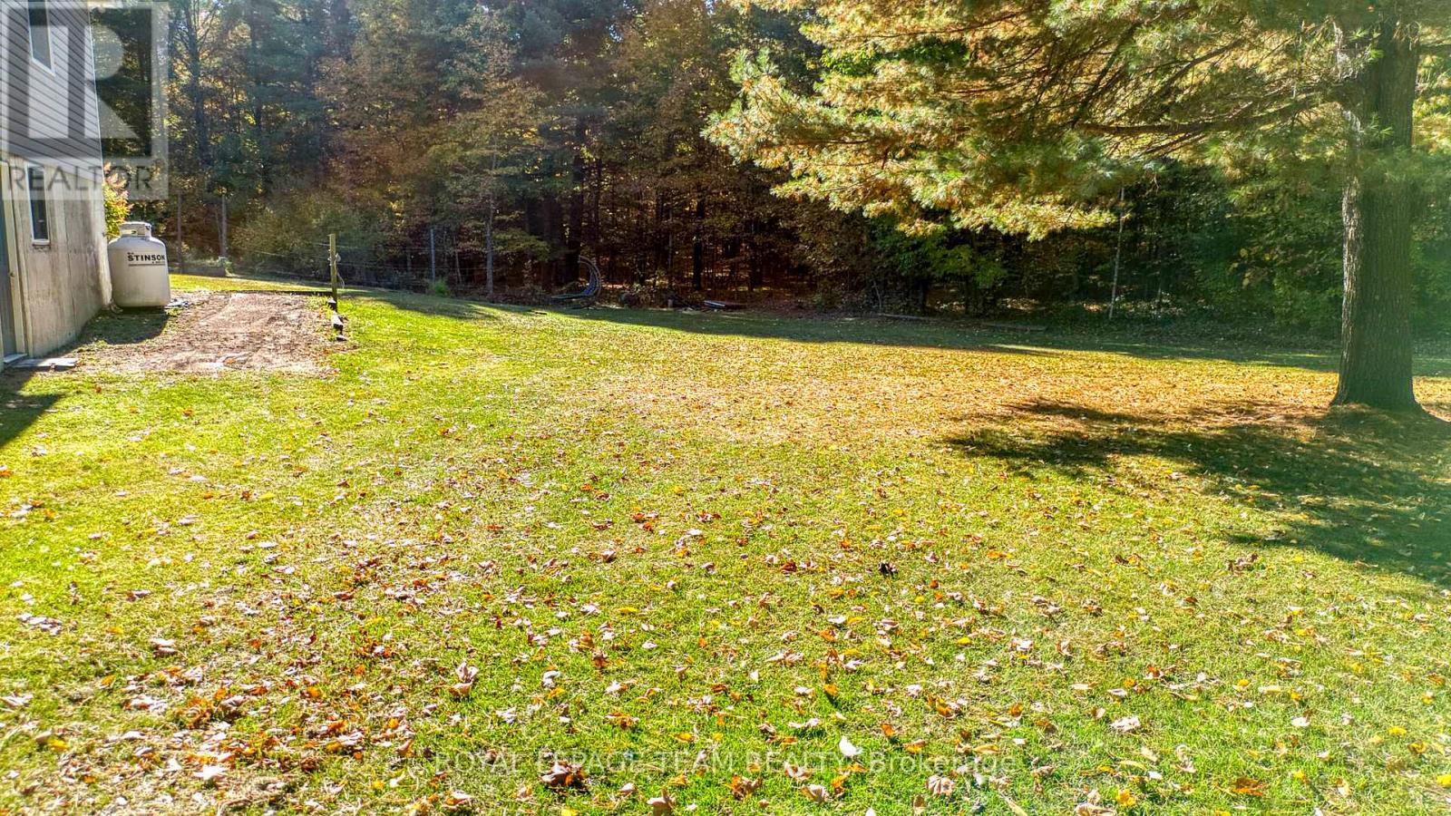 2819 Lanark 8c Concession