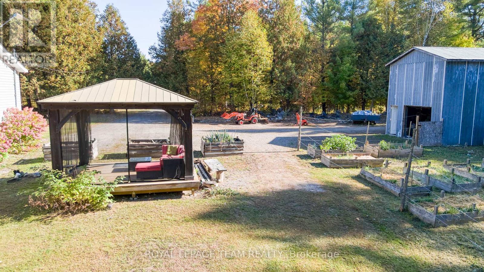 2819 Lanark 8c Concession