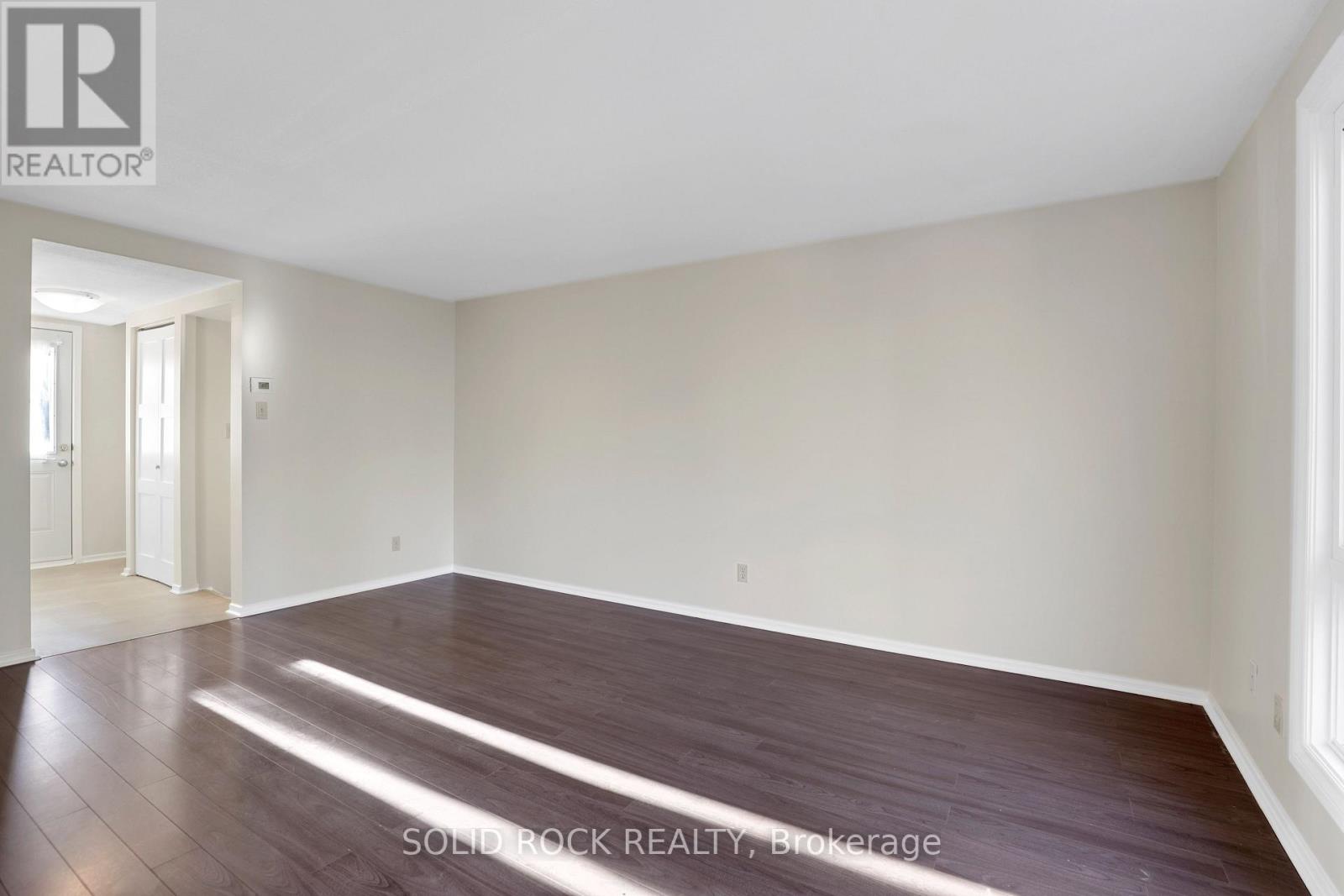 18 - 35 Thistledown Court