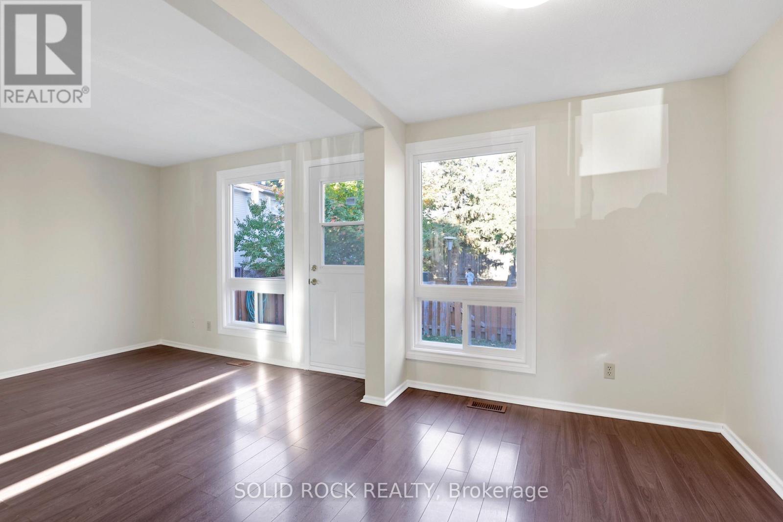 18 - 35 Thistledown Court