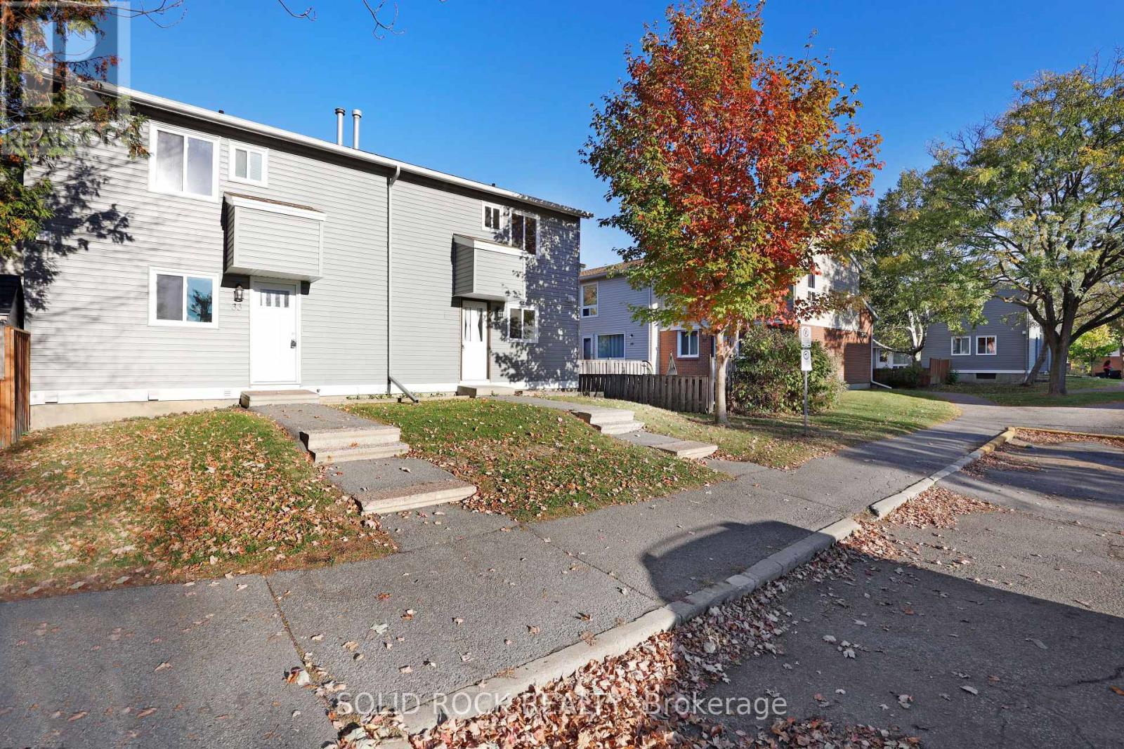 18 - 35 Thistledown Court