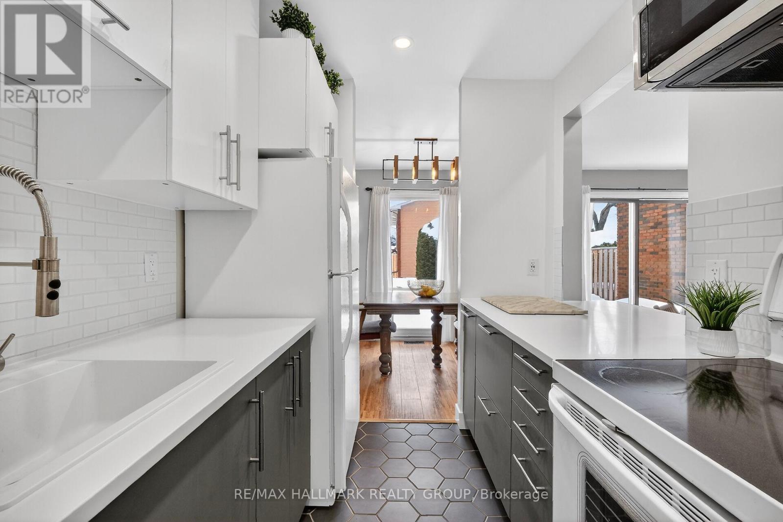 12 Black Forest Lane