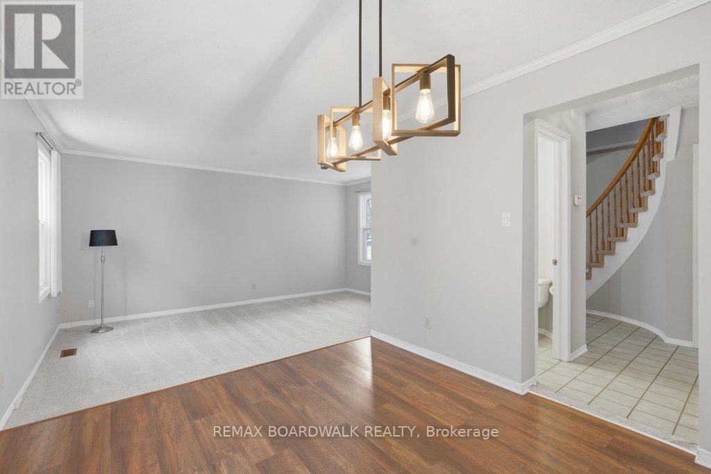 1707 Des Perdrix Crescent