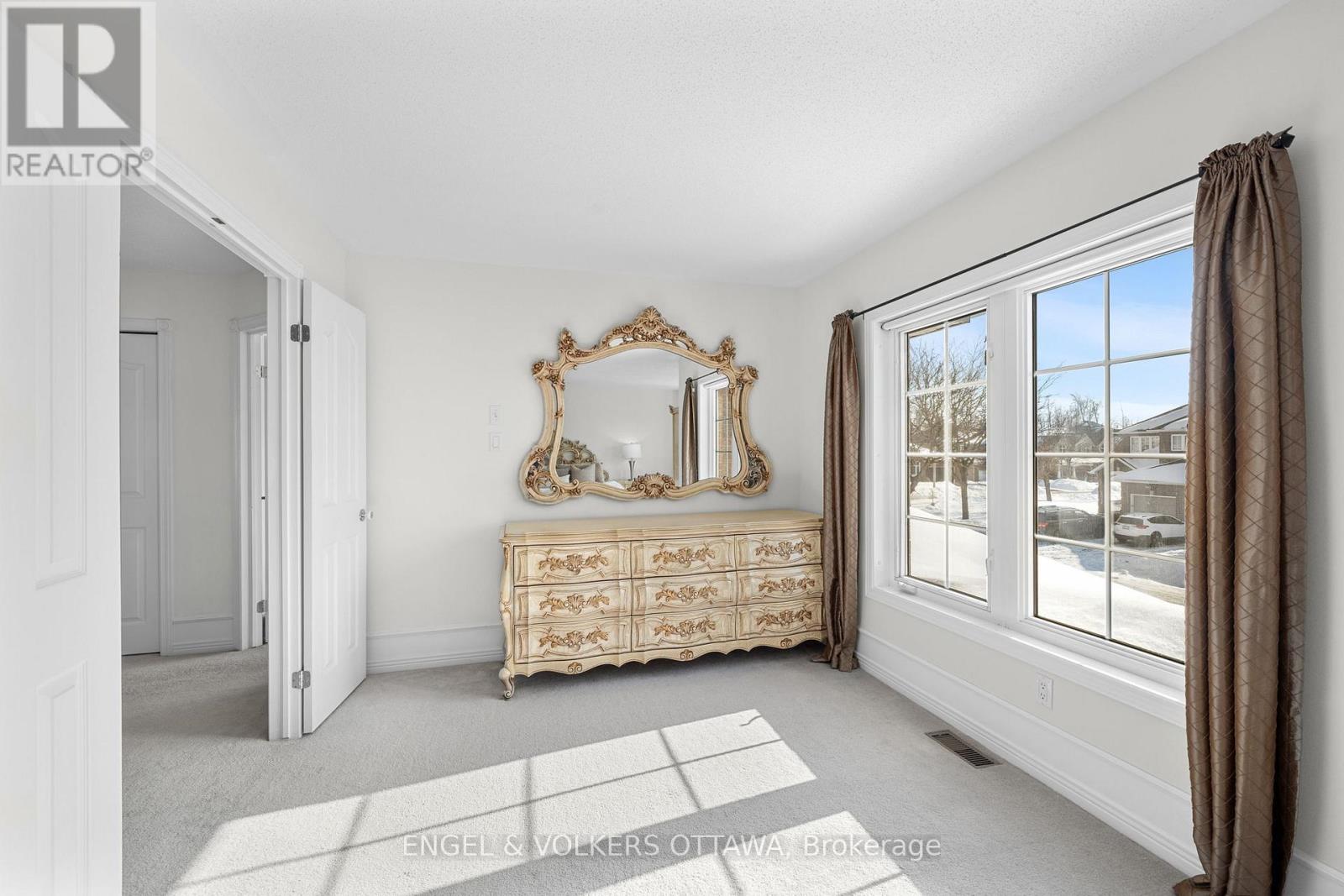 19 Black Tern Crescent