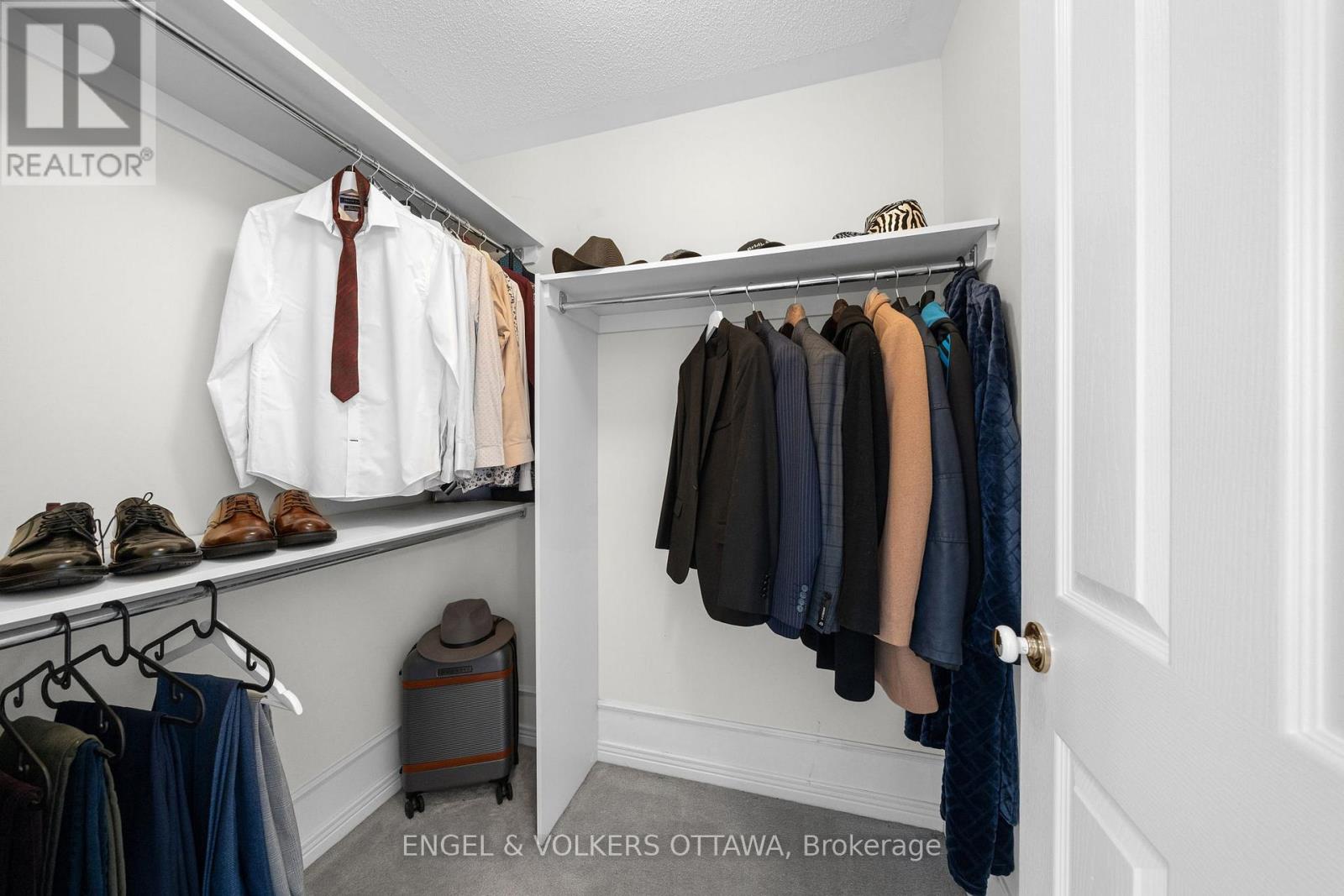 19 Black Tern Crescent