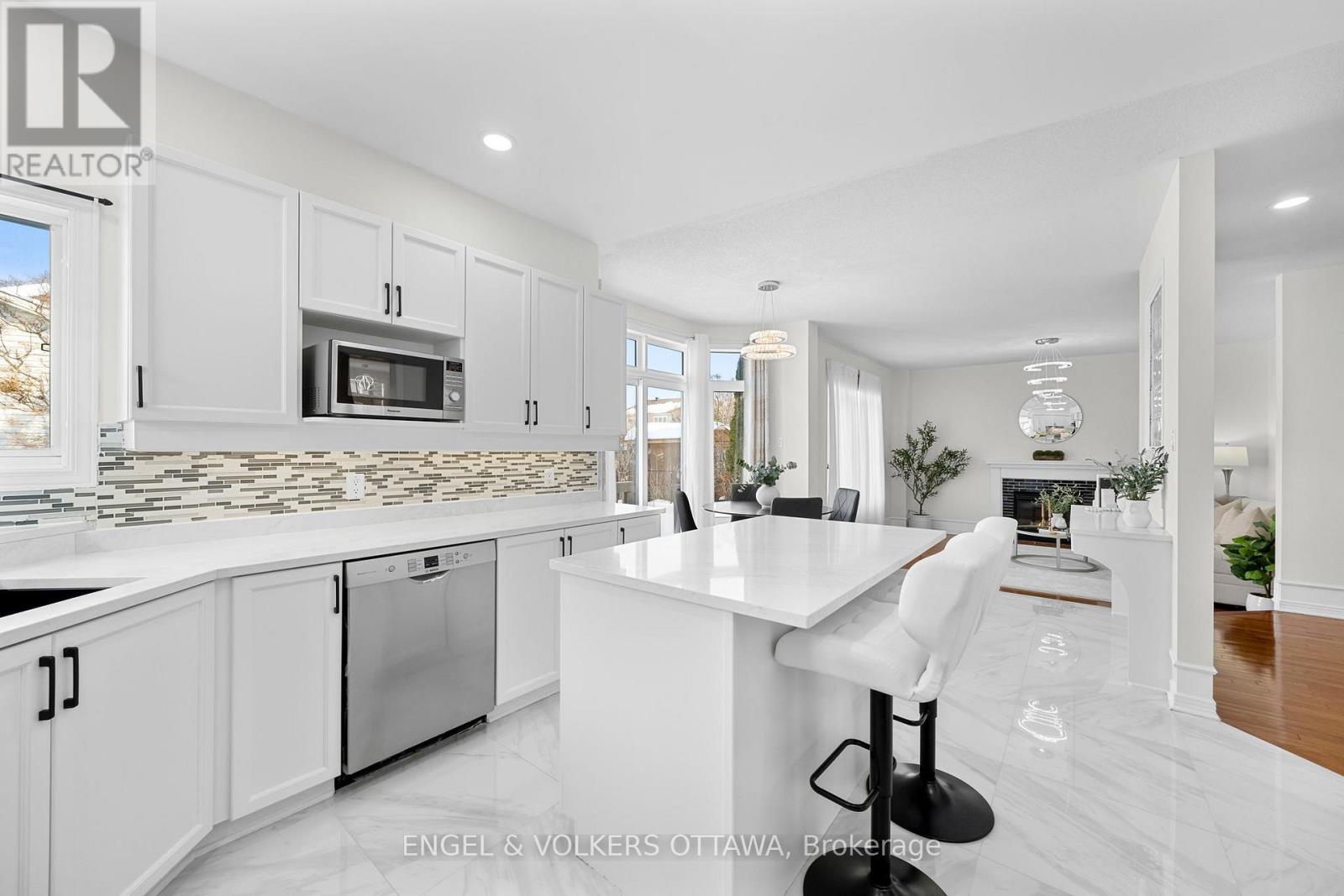 19 Black Tern Crescent