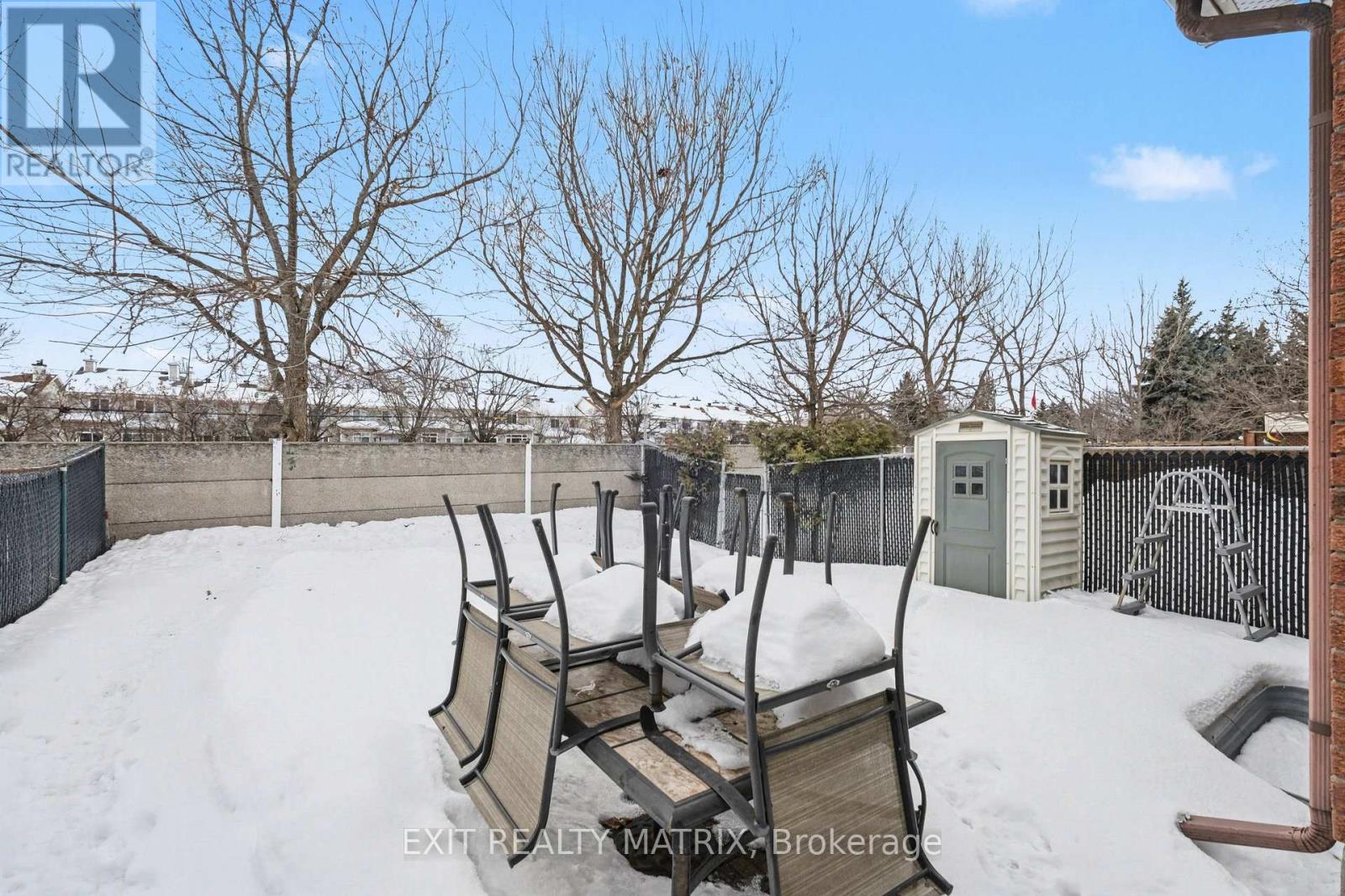 65 Locheland Crescent