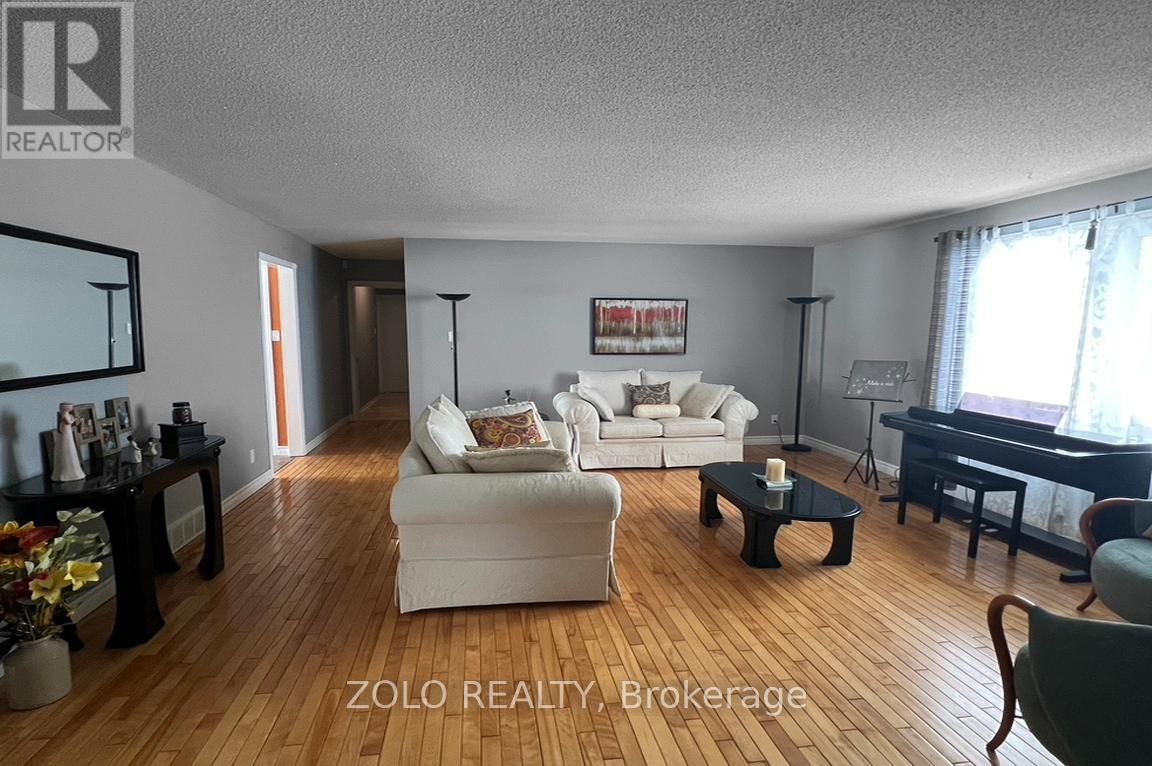 6546 Clifford Avenue