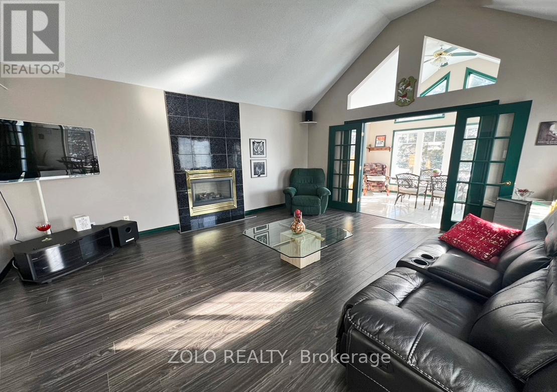 6546 Clifford Avenue