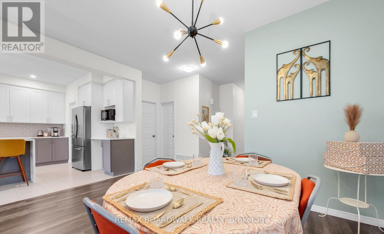 302 Haliburton Heights