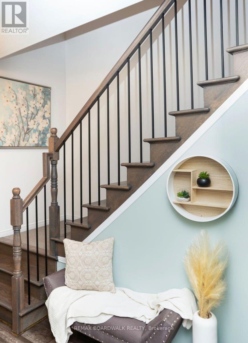 302 Haliburton Heights