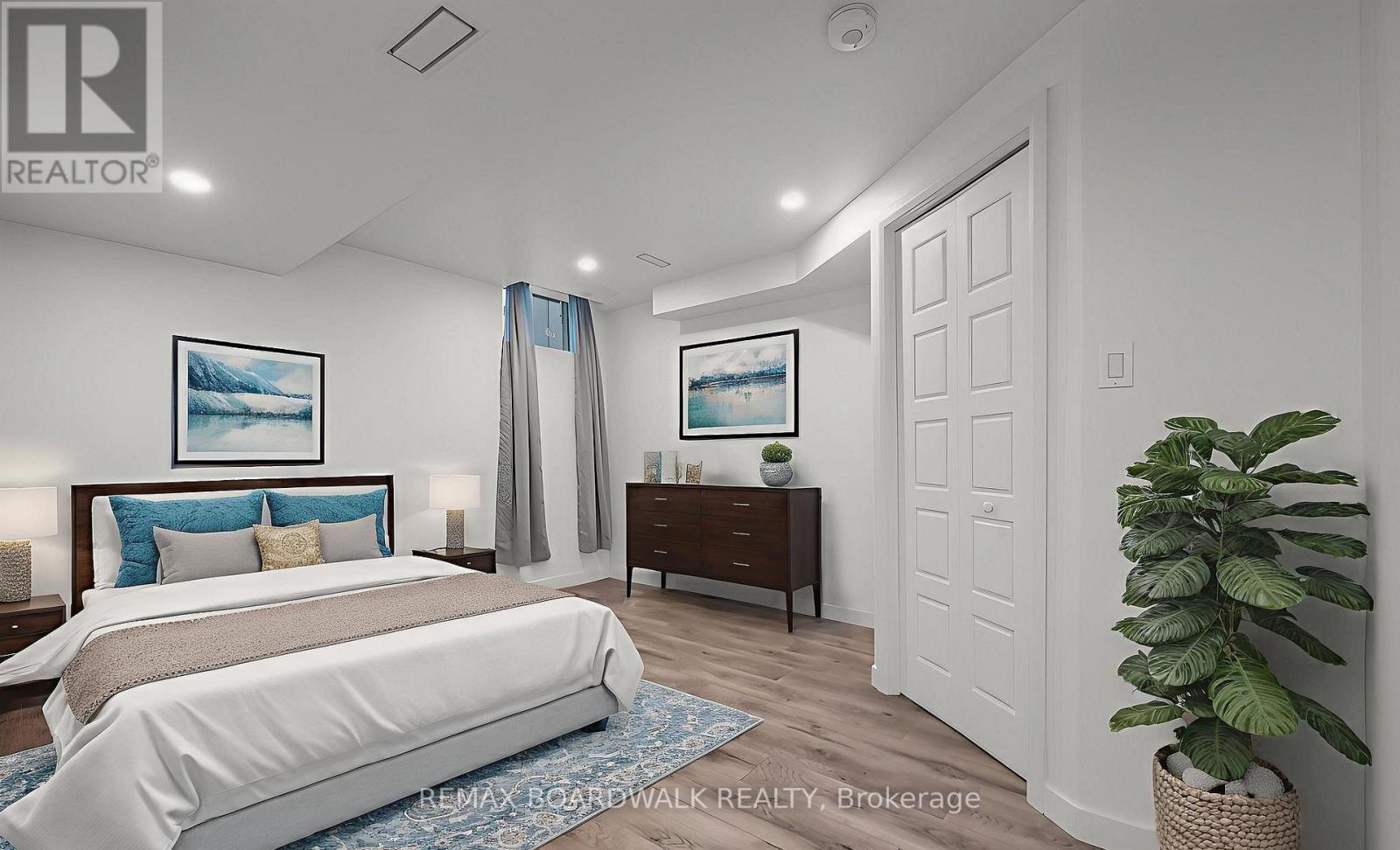 302 Haliburton Heights