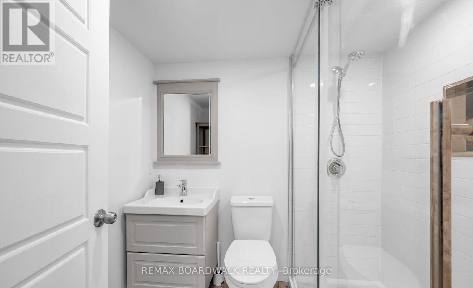 302 Haliburton Heights