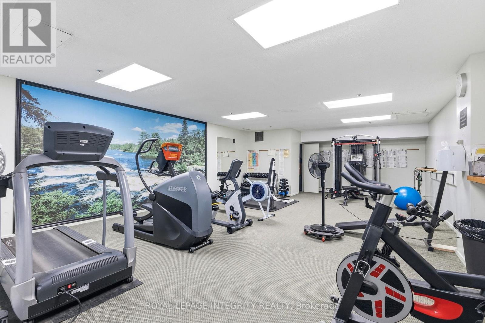 510 - 415 Greenview Avenue