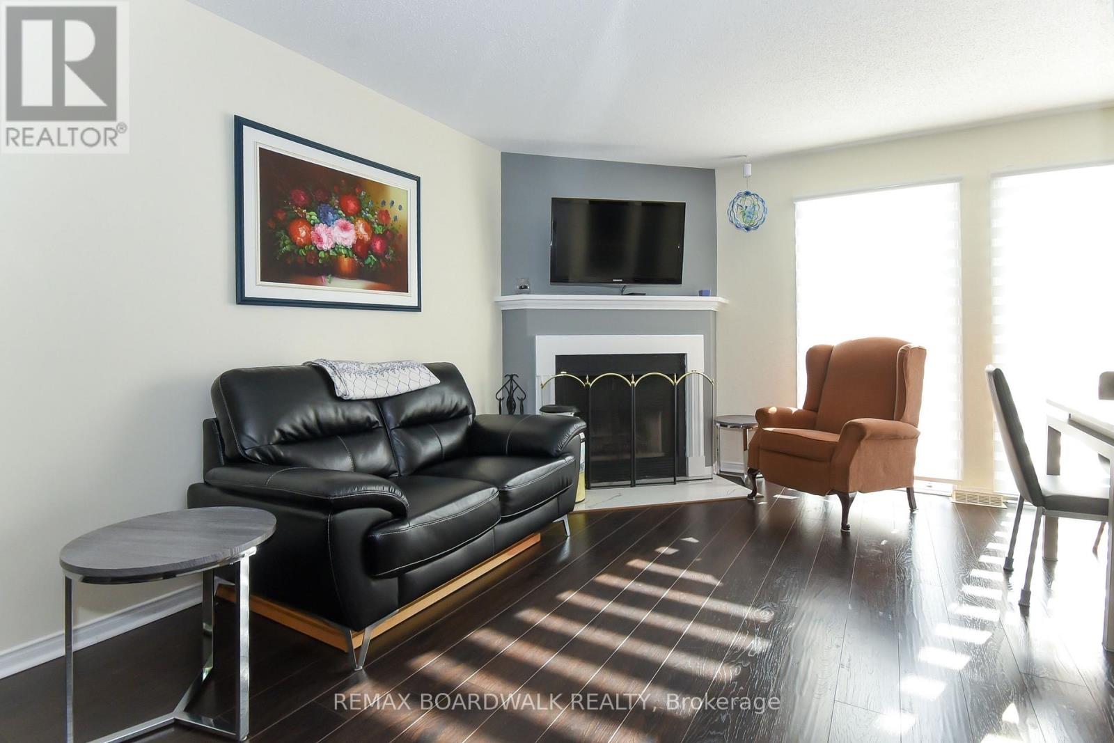 67 - 406 Valade Crescent