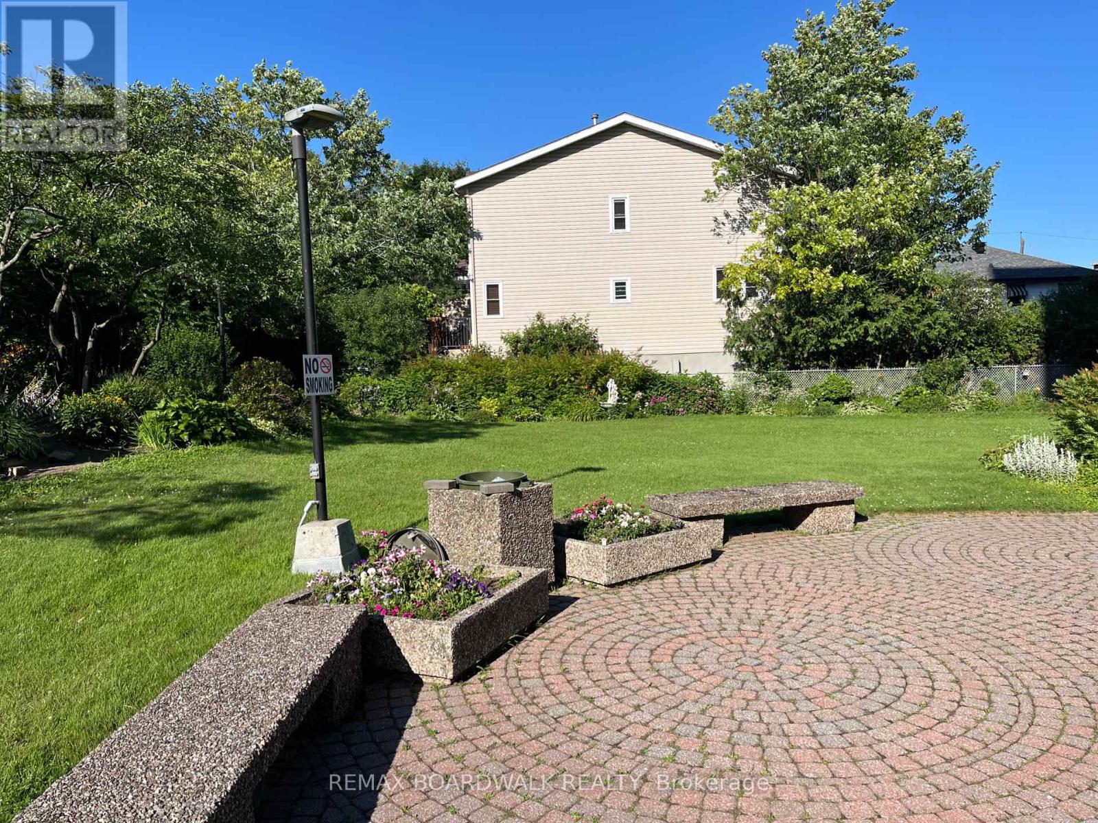 407 - 555 Brittany Drive