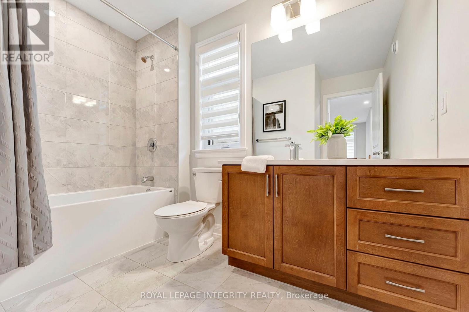 885 Moses Tennisco Street