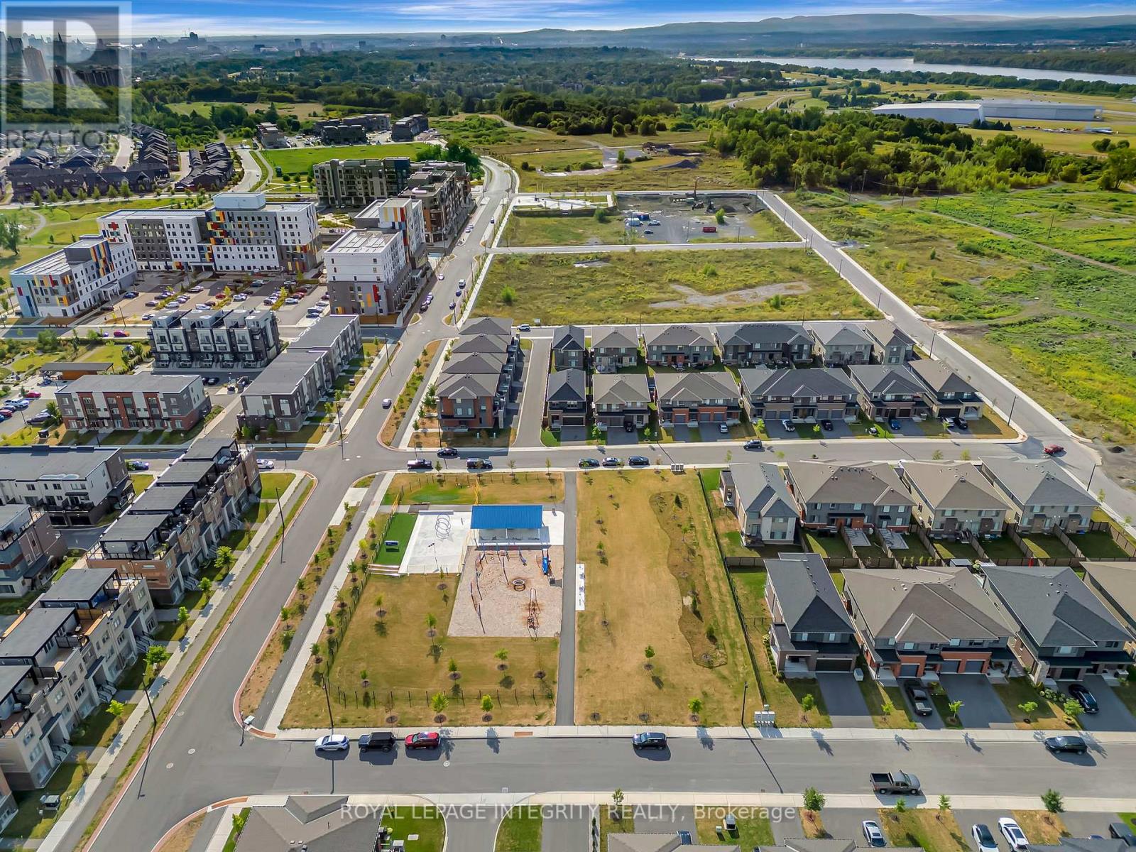 885 Moses Tennisco Street