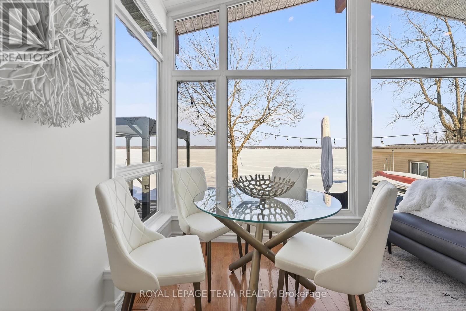 128 Grasshopper Point Road