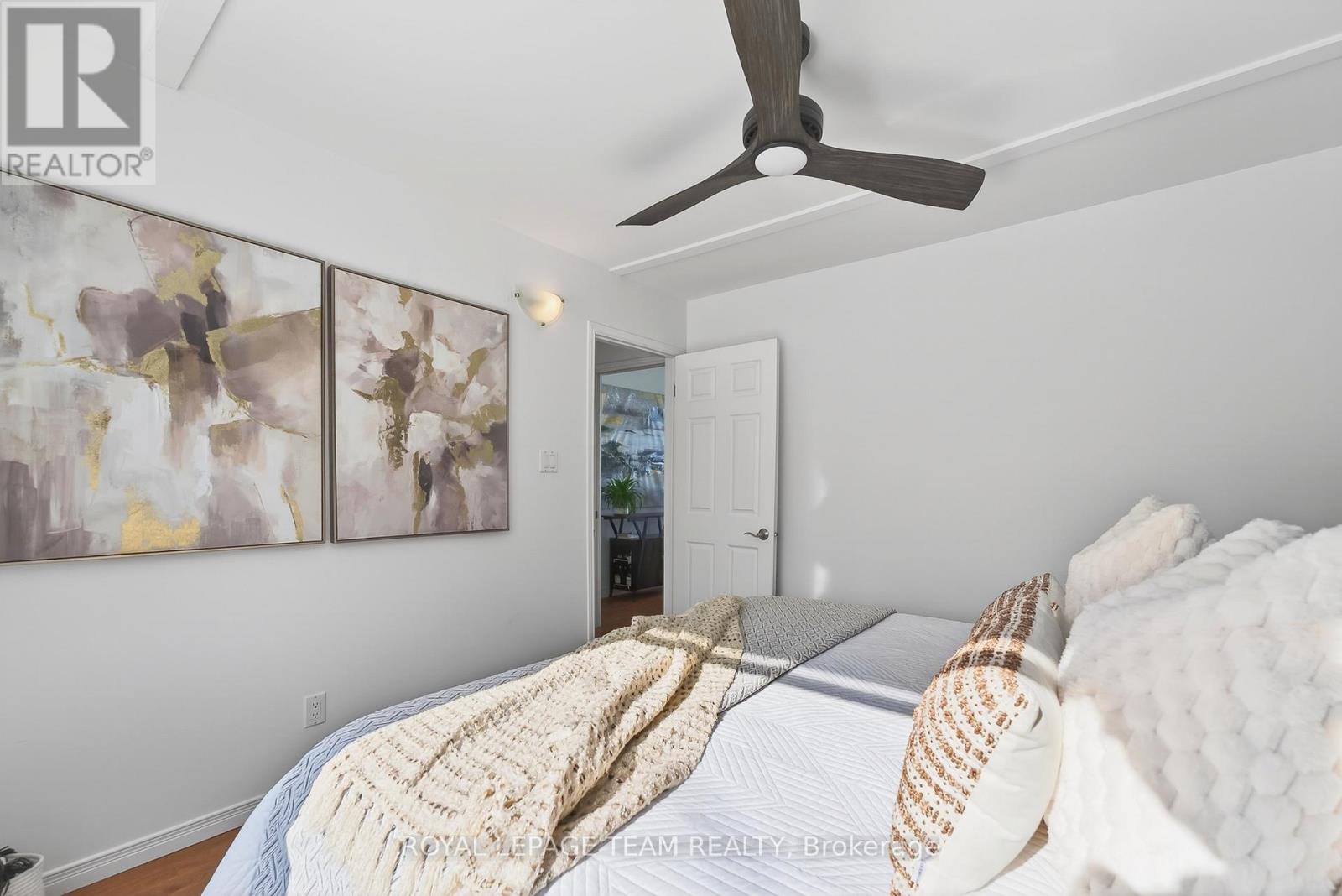 128 Grasshopper Point Road