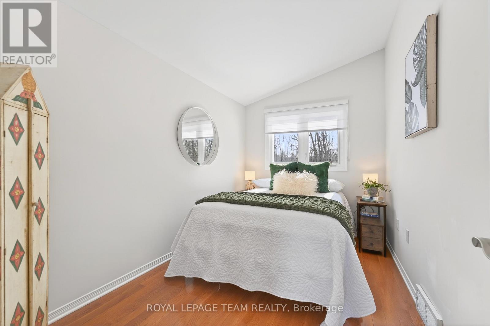 128 Grasshopper Point Road