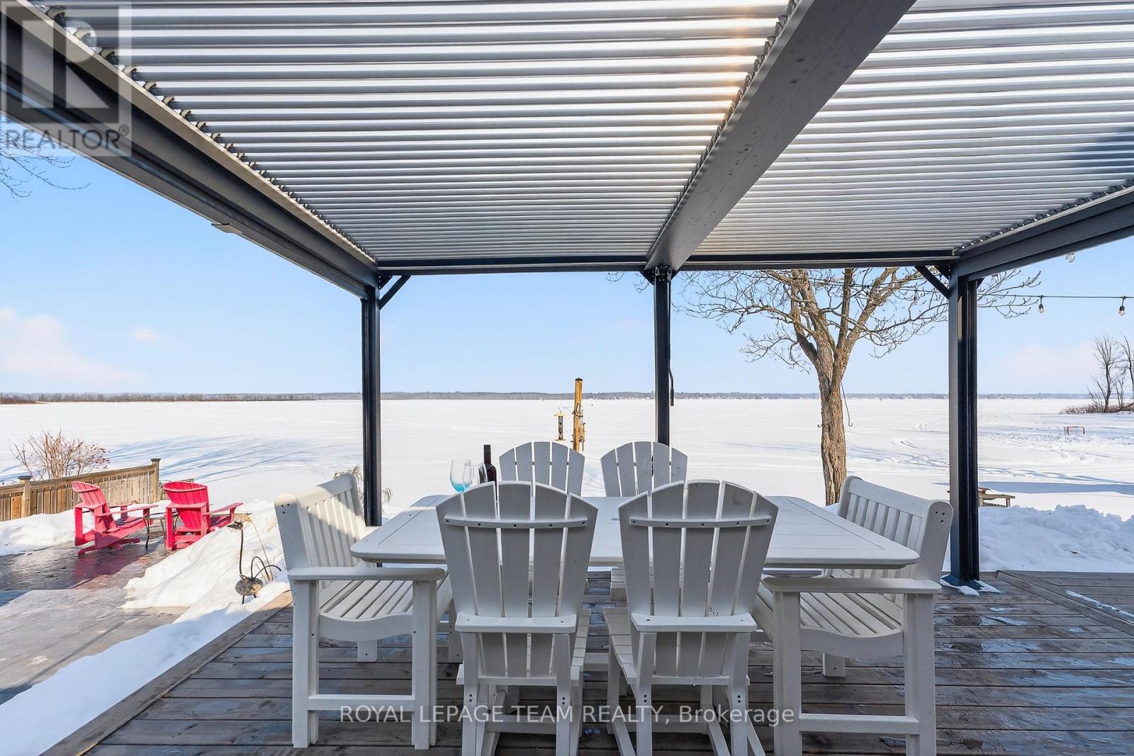 128 Grasshopper Point Road