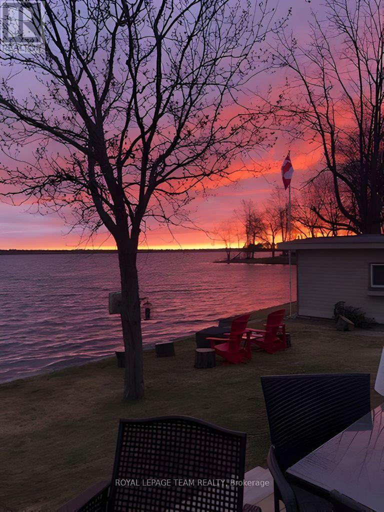 128 Grasshopper Point Road