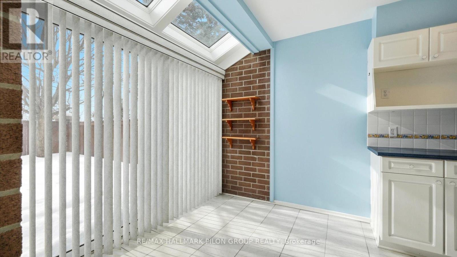 29 - 100 Hillside Drive