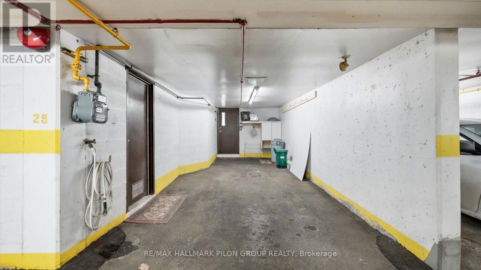 29 - 100 Hillside Drive