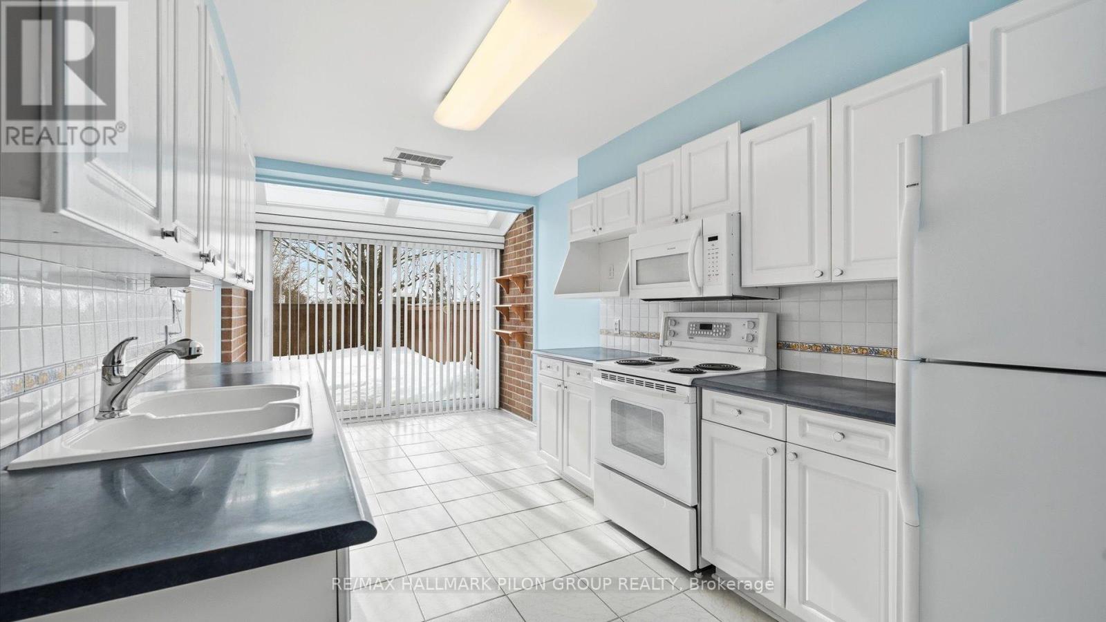 29 - 100 Hillside Drive