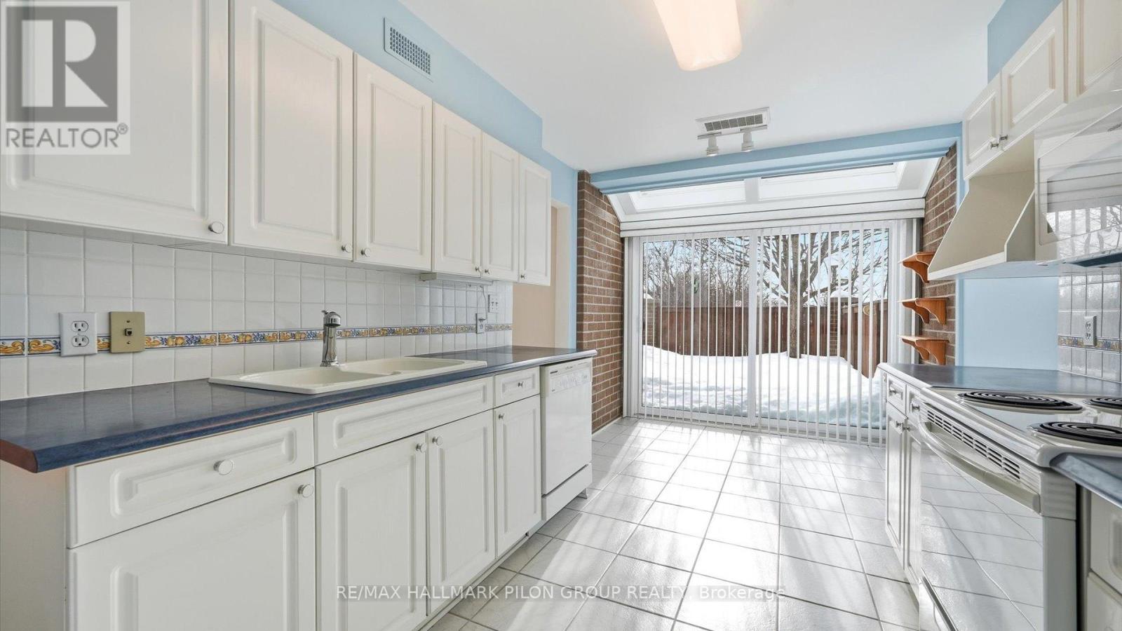 29 - 100 Hillside Drive