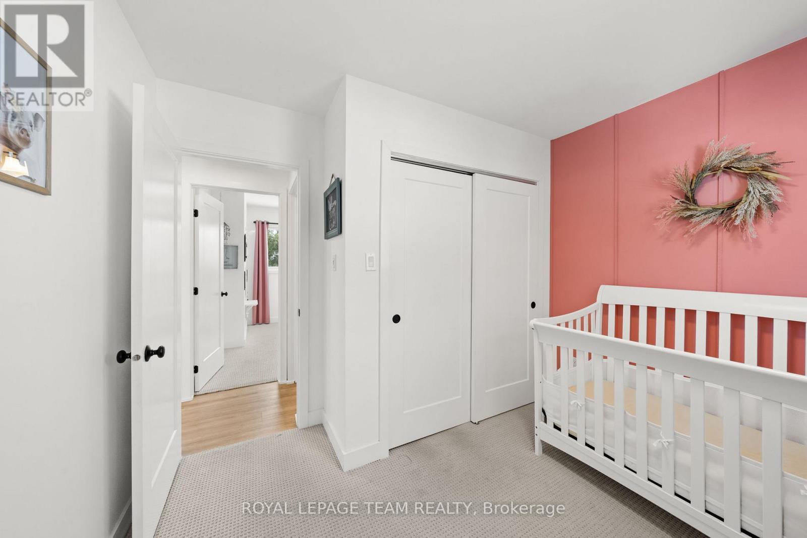 5286 Hillcrest Drive