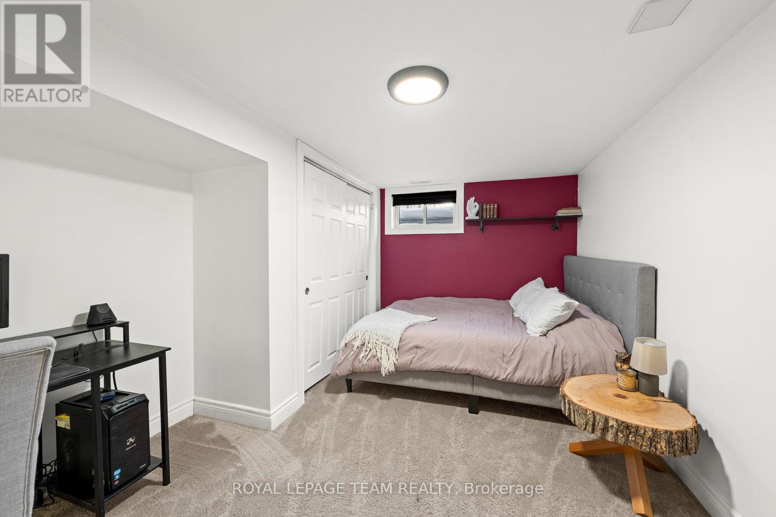 5286 Hillcrest Drive